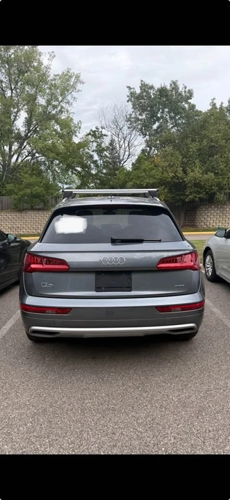 2020 Audi FY Q5 - Image 2 of 10
