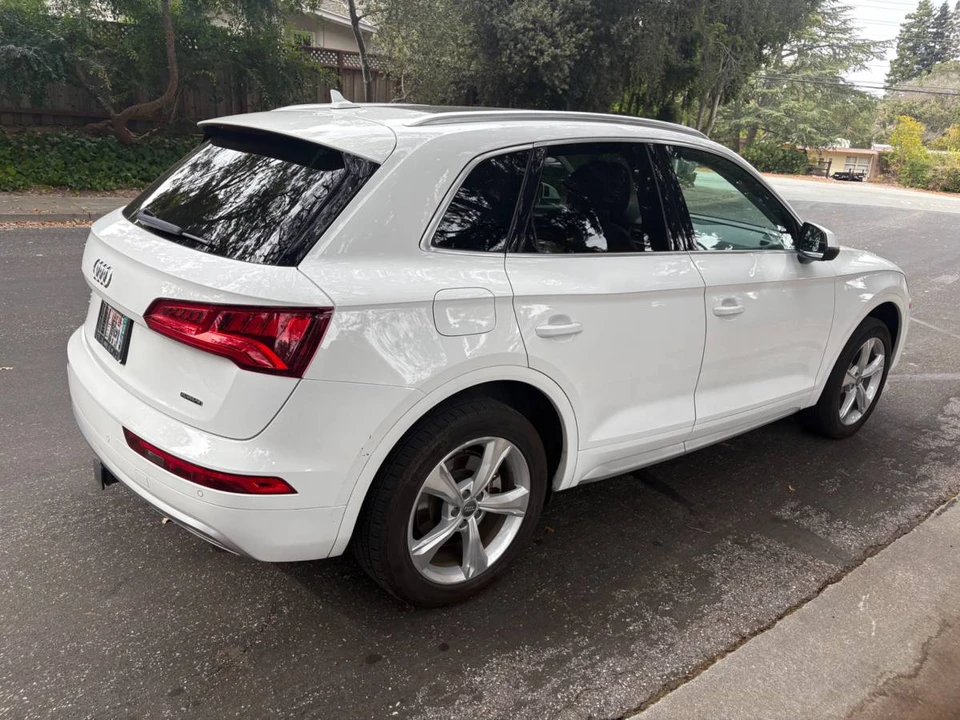 2020 Audi FY Q5 - Image 2 of 11