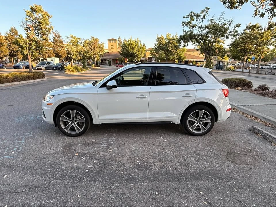 2020 Audi FY Q5 - Image 2 of 20