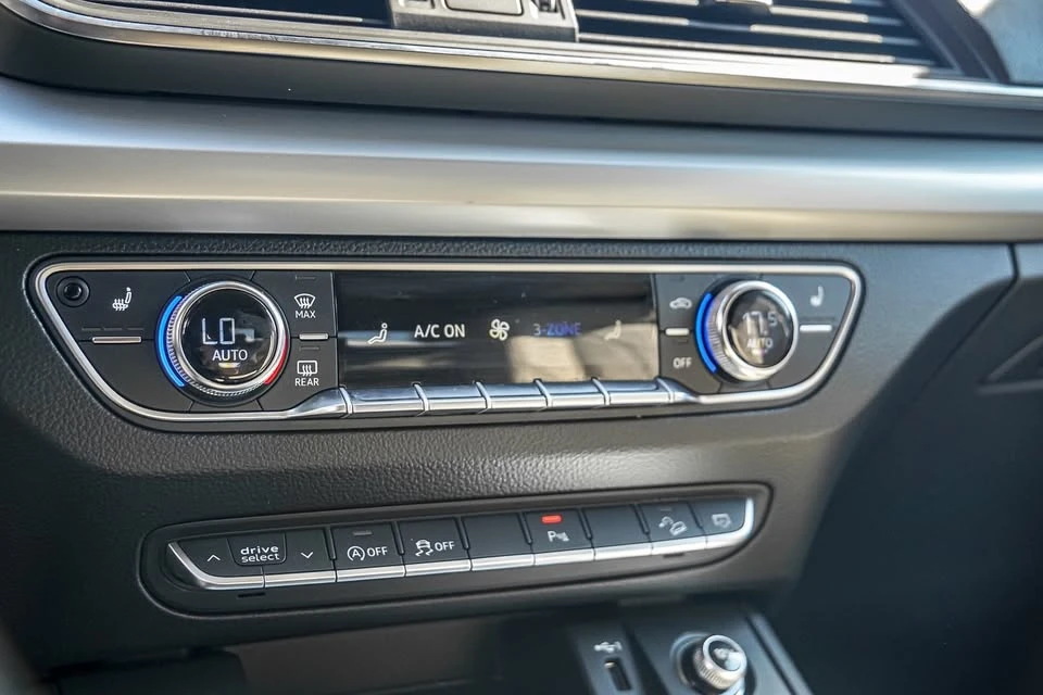 2020 Audi FY Q5 - Image 18 of 19