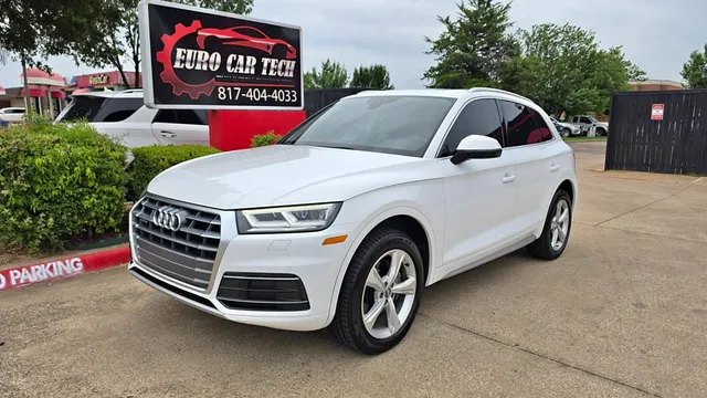 2020 Audi Q5 Premium Plus