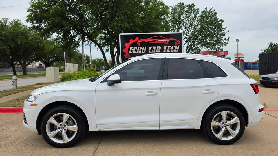 2020 Audi FY Q5 - Image 2 of 20