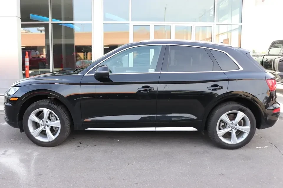 2020 Audi FY Q5 - Image 2 of 12