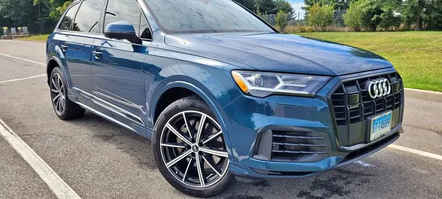 2020 Audi Q7 55 TFSI Premium Plus Sport Utility 4D