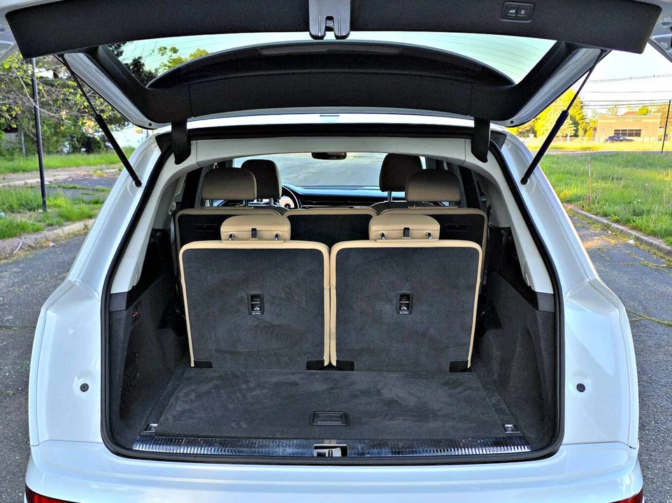 2020 Audi - Image 18 of 19