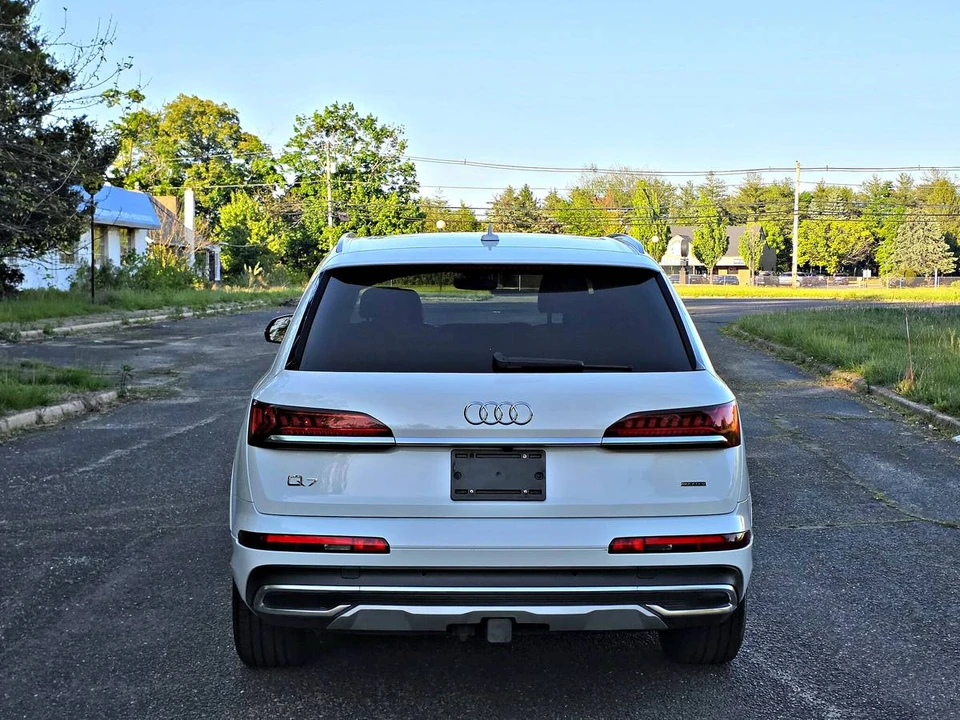 2020 Audi - Image 7 of 19