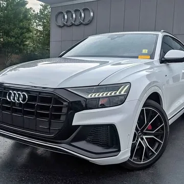 2020 Audi Q8 55 TFSI Premium Plus