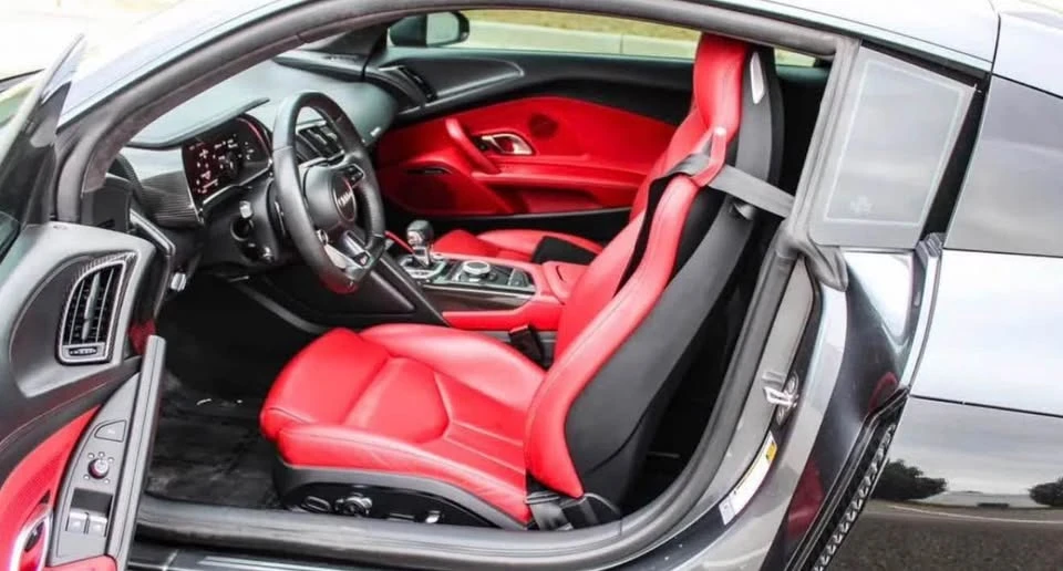 2020 Audi 4S R8 - Image 7 of 9