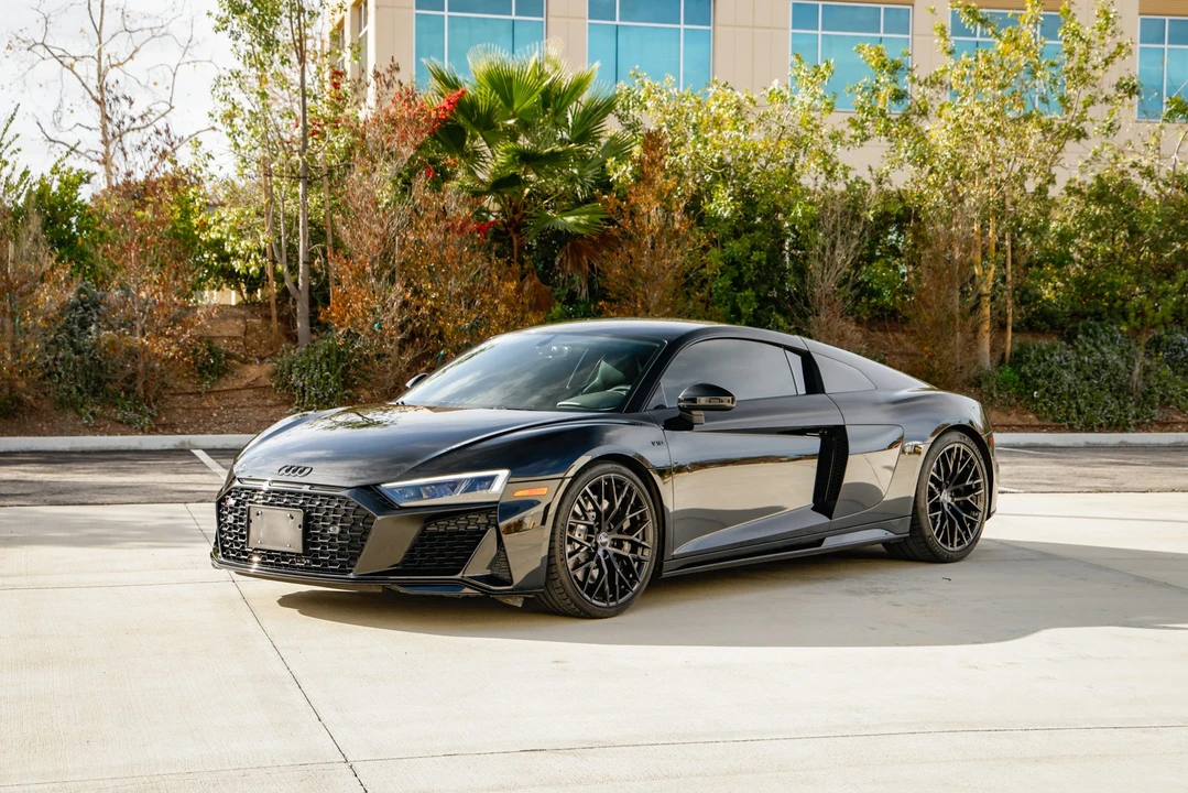 2020 Audi 4S R8 - Image 2 of 31