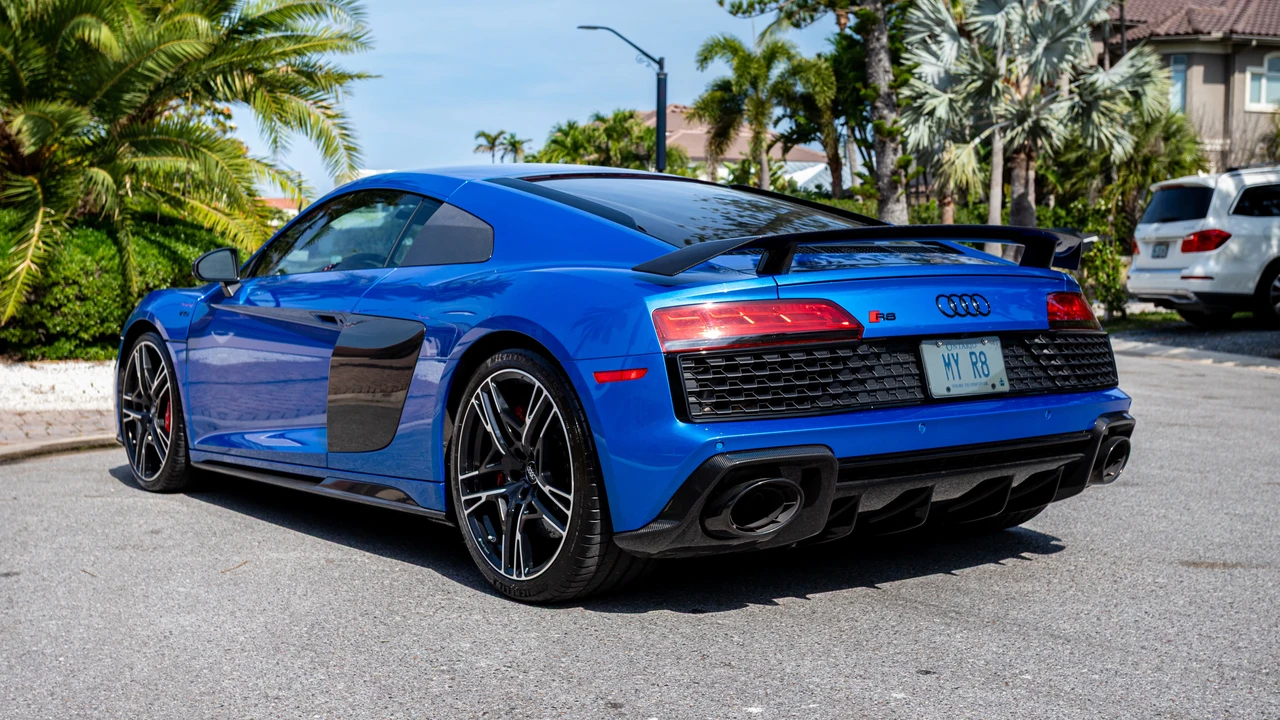 2020 Audi 4S R8 - Image 7 of 31
