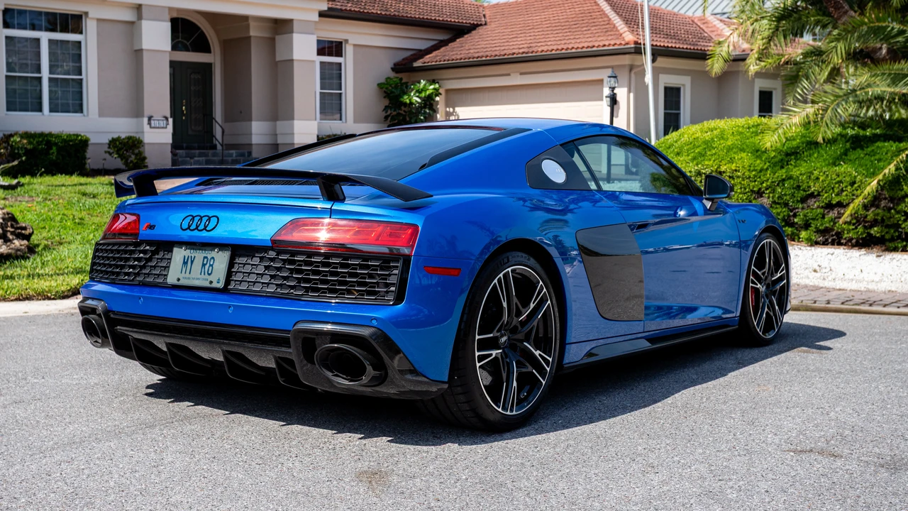 2020 Audi 4S R8 - Image 4 of 31