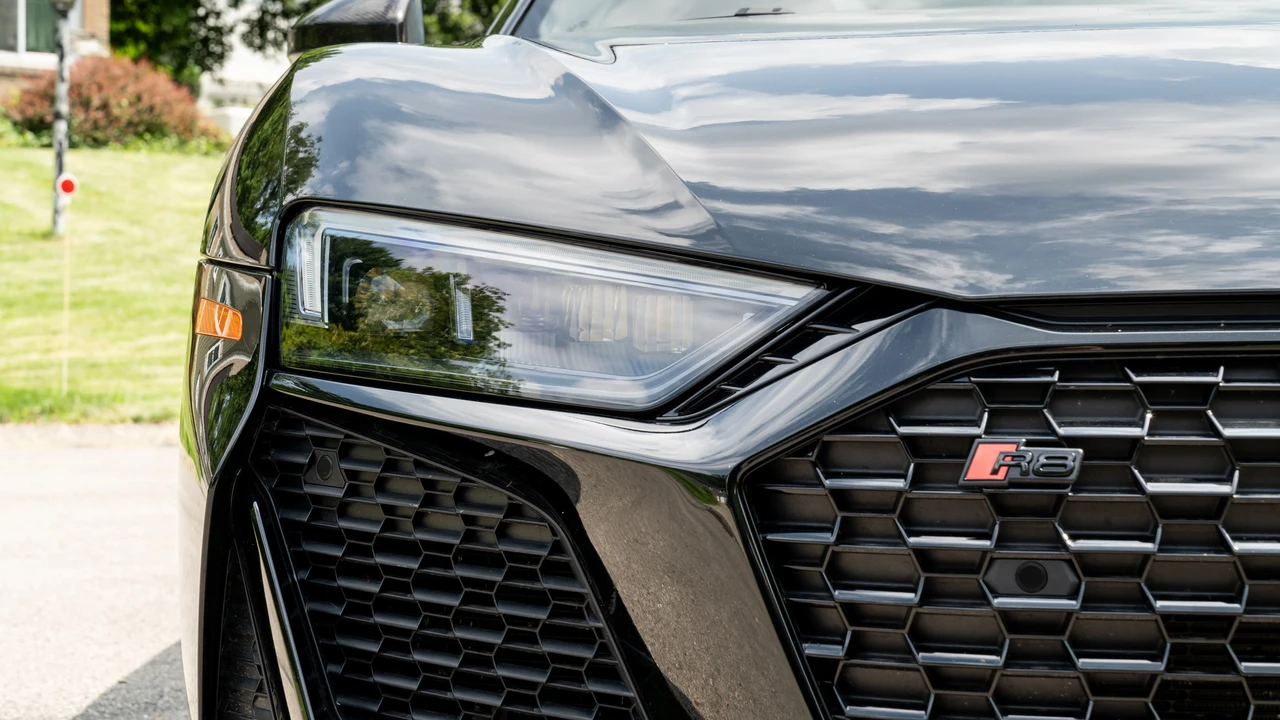 2020 Audi 4S R8 - Image 9 of 31
