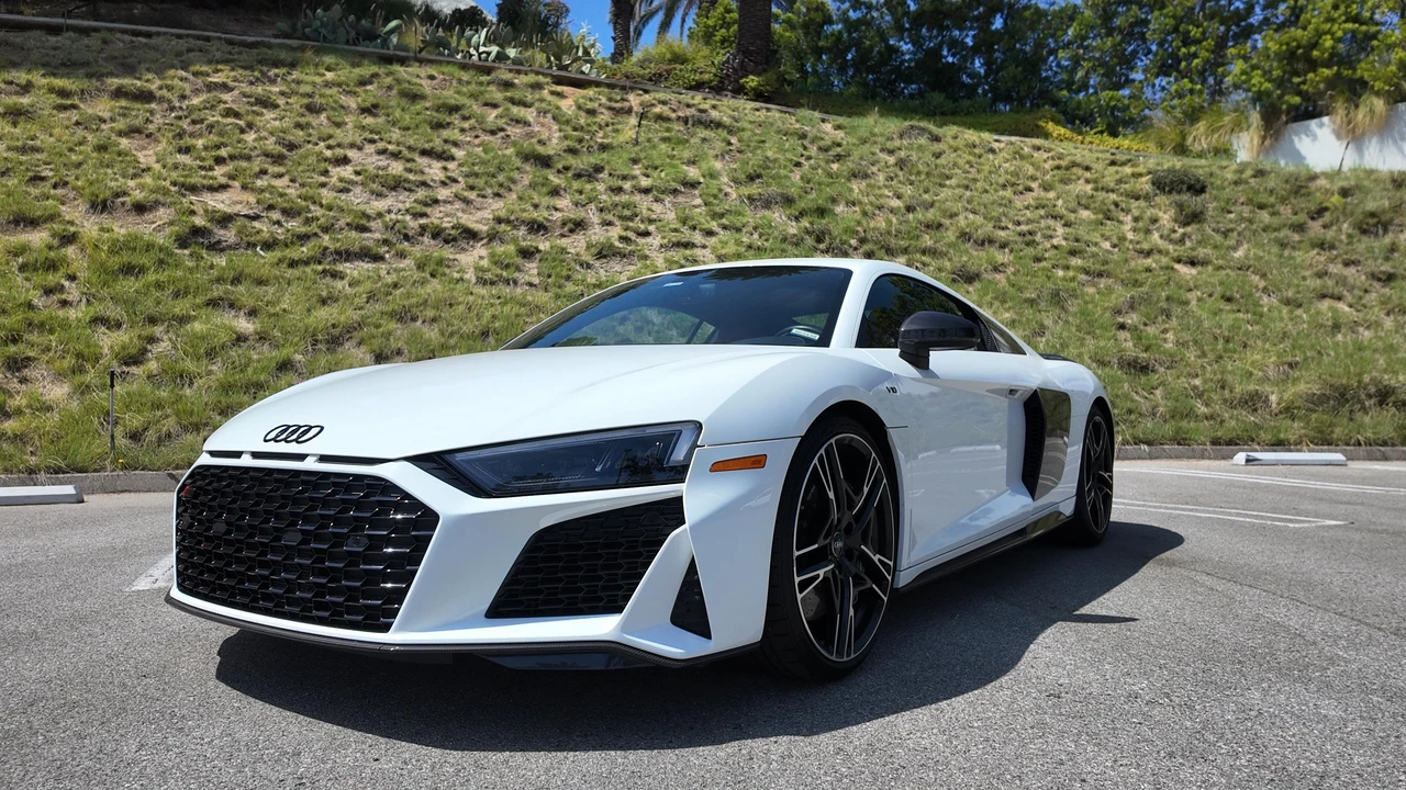 2020 Audi 4S R8 - Image 7 of 31