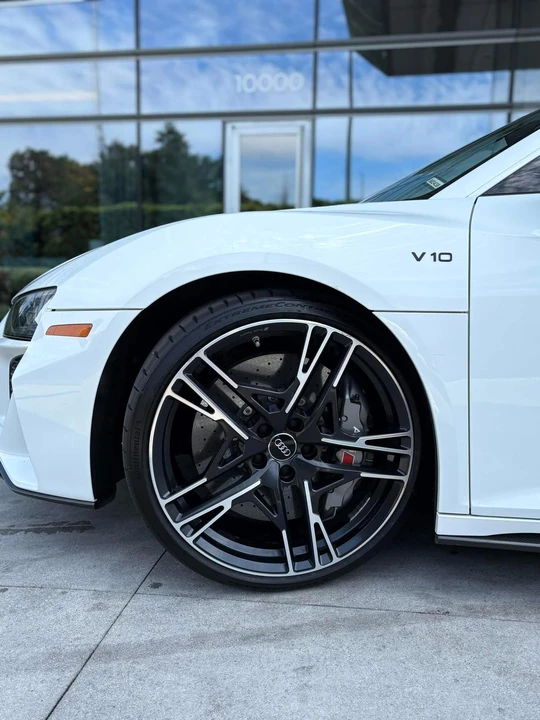 2020 Audi 4S R8 - Image 24 of 31