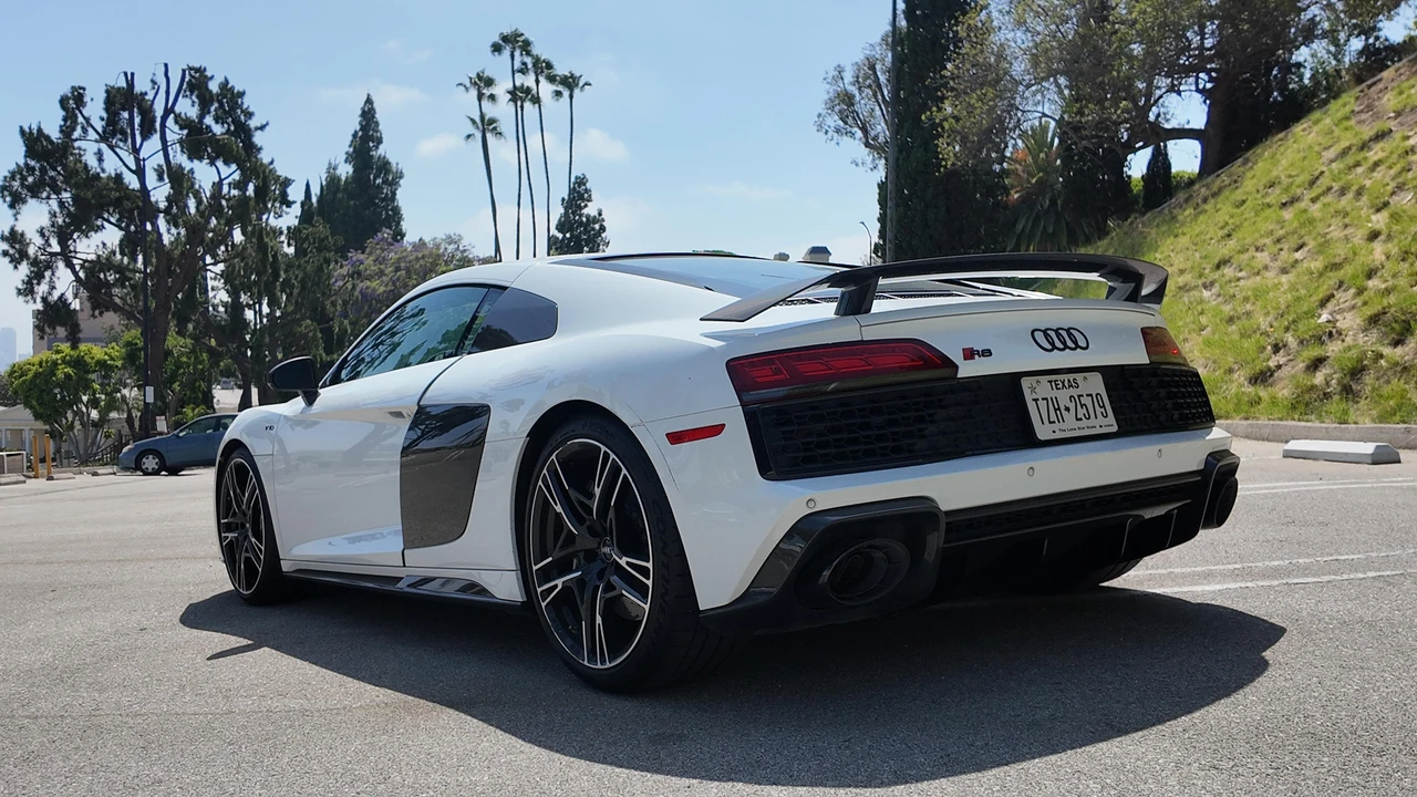 2020 Audi 4S R8 - Image 14 of 31