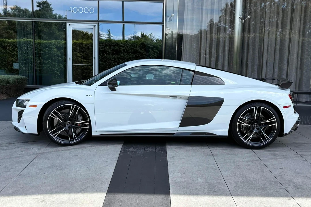 2020 Audi 4S R8 - Image 3 of 31