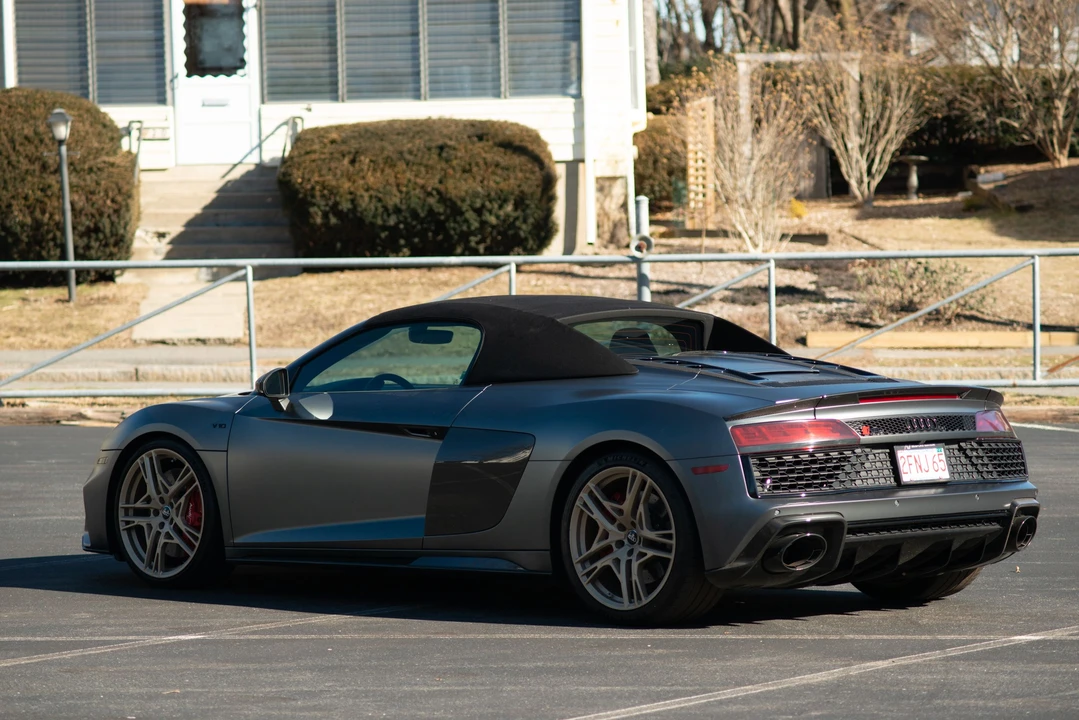 2020 Audi 4S R8 - Image 24 of 31
