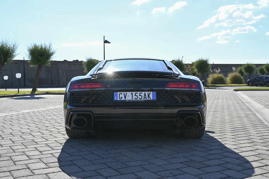 2020 Audi 4S R8 - Image 6 of 31