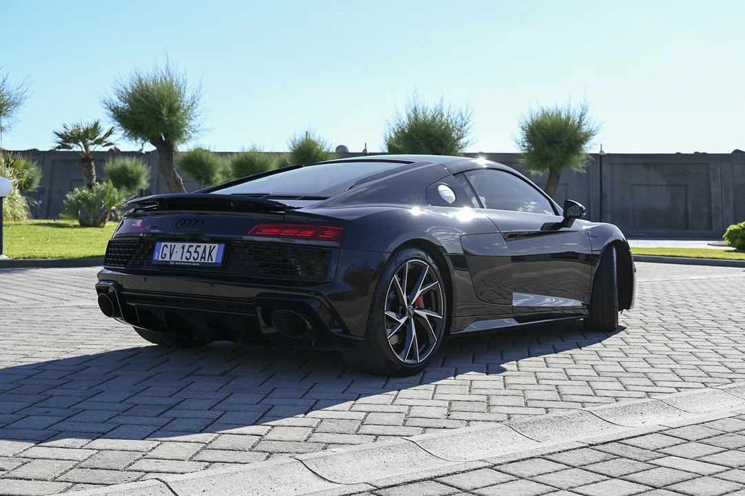 2020 Audi 4S R8 - Image 5 of 31