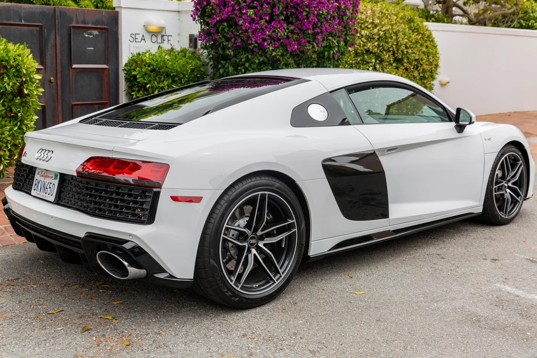 2020 Audi 4S R8 - Image 4 of 31