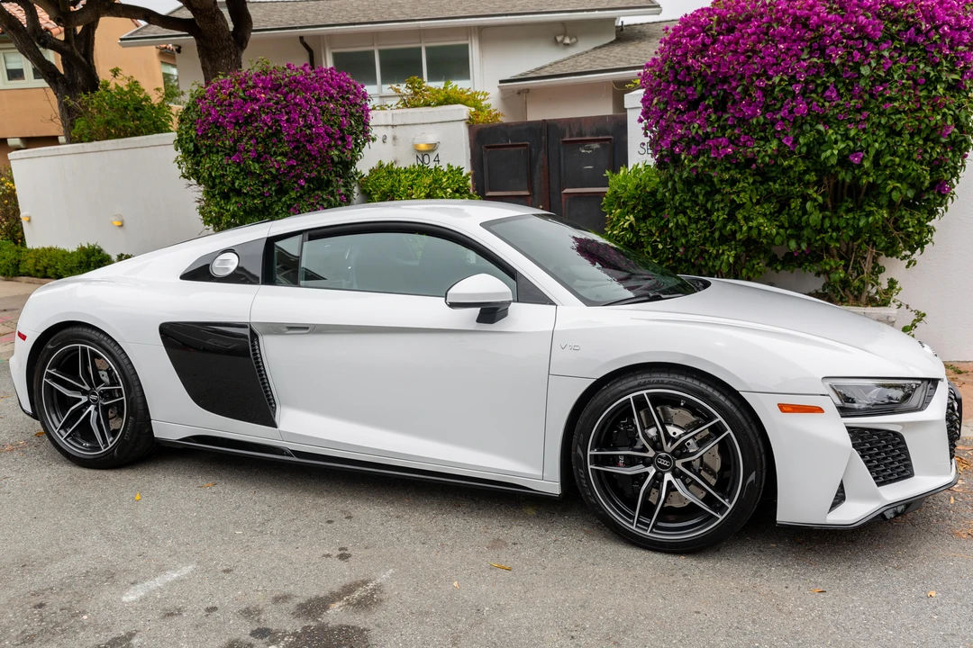 2020 Audi 4S R8 - Image 8 of 31