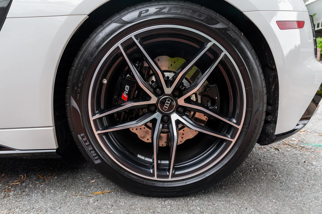 2020 Audi 4S R8 - Image 27 of 31