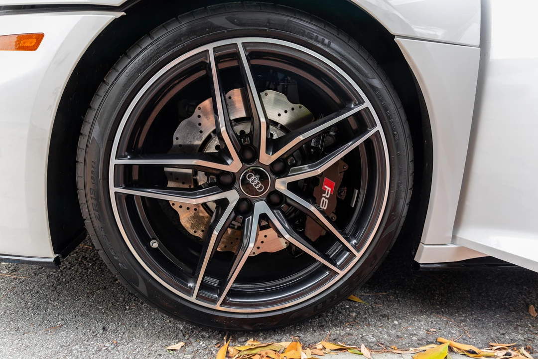 2020 Audi 4S R8 - Image 25 of 31