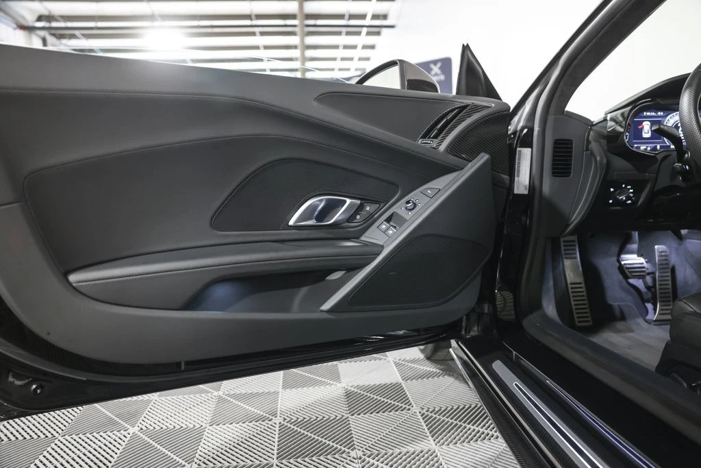 2020 Audi 4S R8 - Image 30 of 31