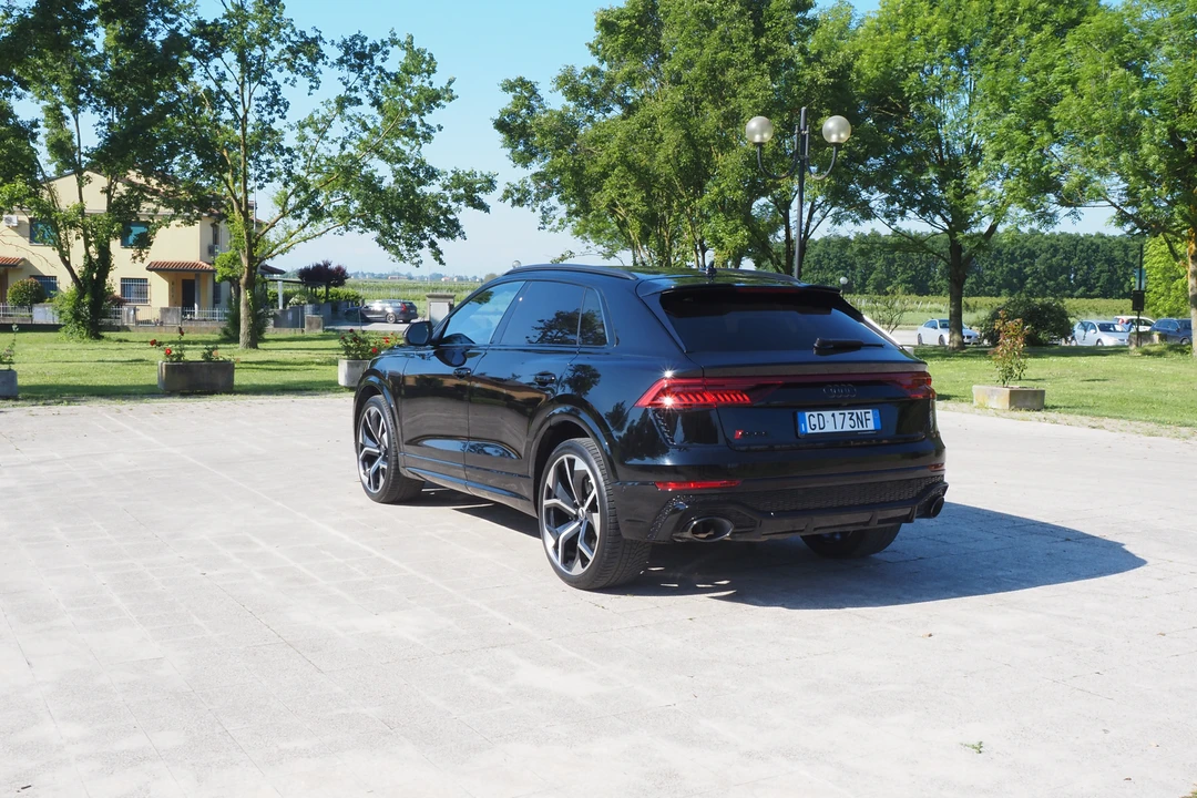 2021 Audi RS Q8 - Image 5 of 31