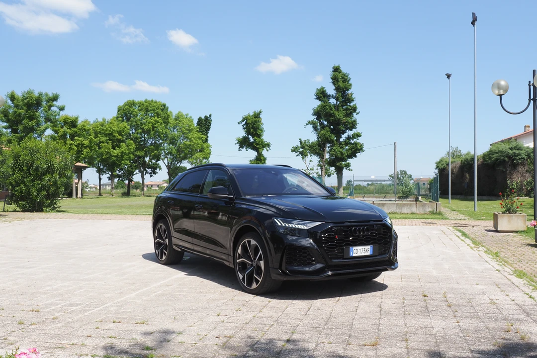 2021 Audi RS Q8 - Image 9 of 31