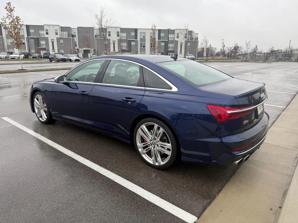 2020 Audi C8 S6 - Image 9 of 31