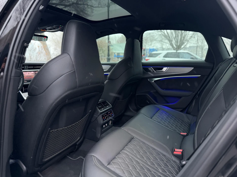 2020 Audi C8 S6 - Image 26 of 31