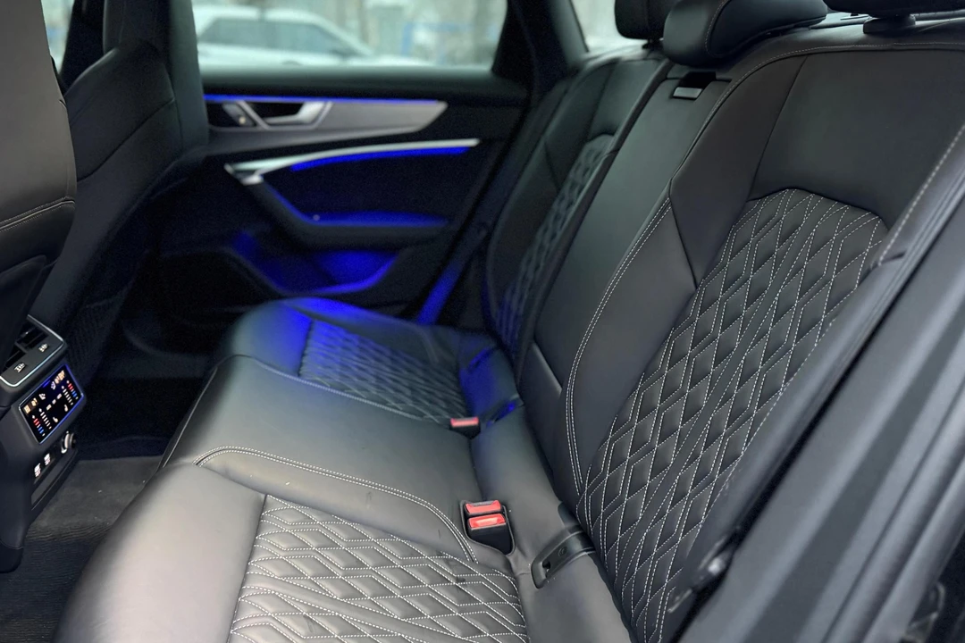 2020 Audi C8 S6 - Image 19 of 31