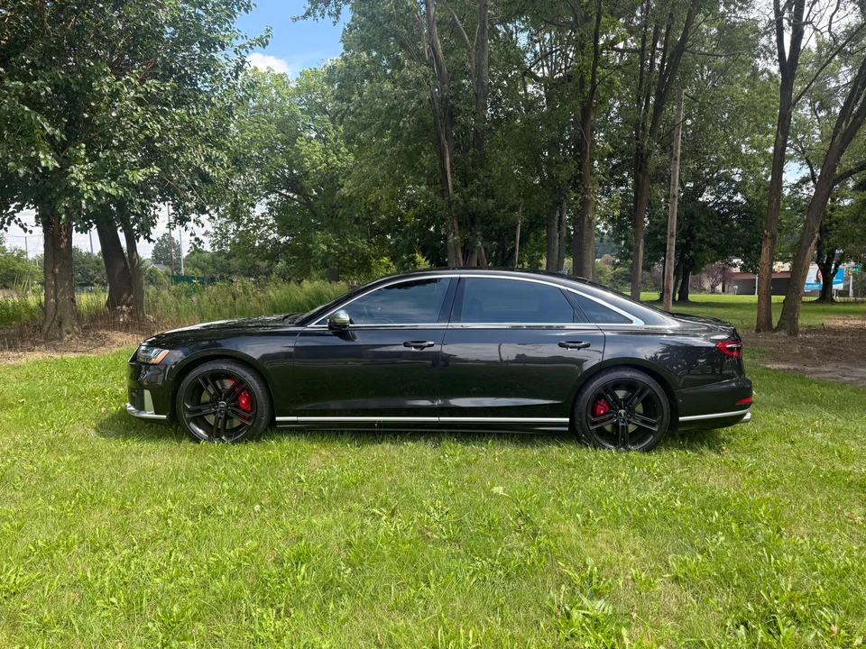 2020 Audi D5 S8 - Image 10 of 31