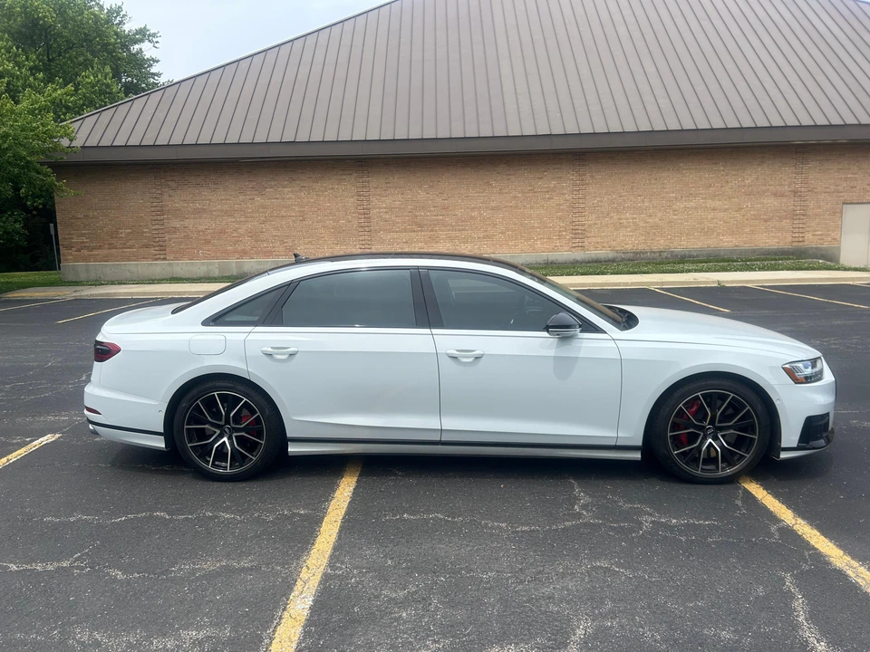 2020 Audi D5 S8 - Image 13 of 31
