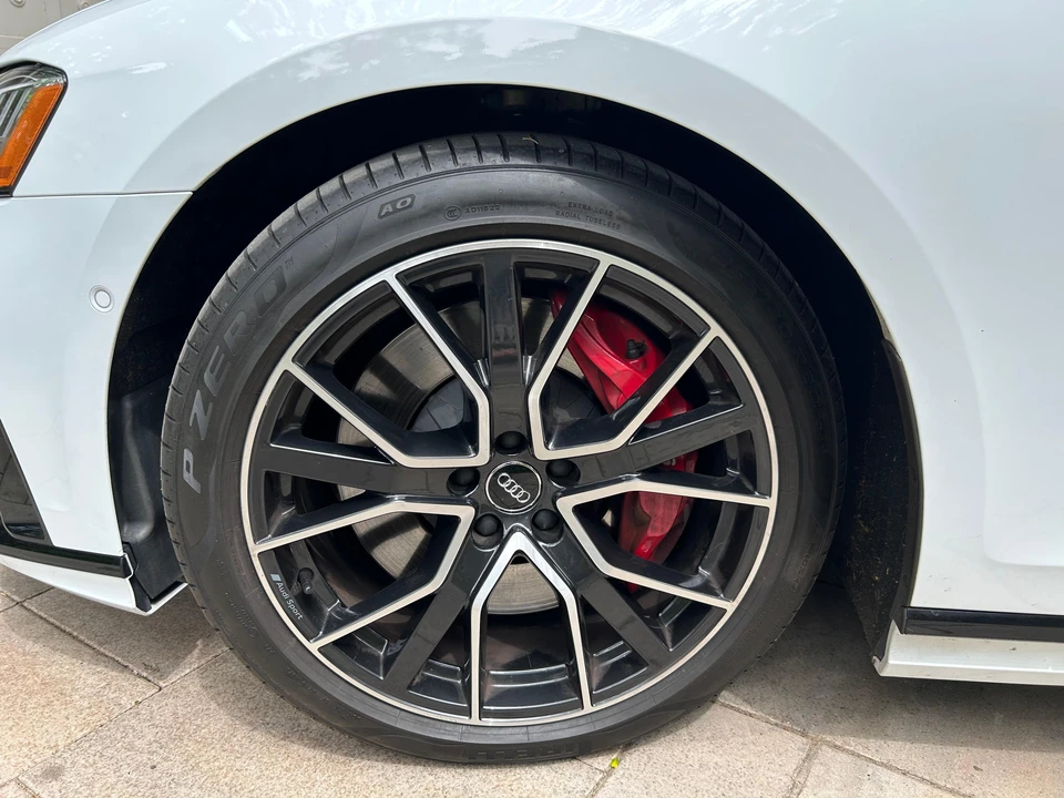 2020 Audi D5 S8 - Image 19 of 31