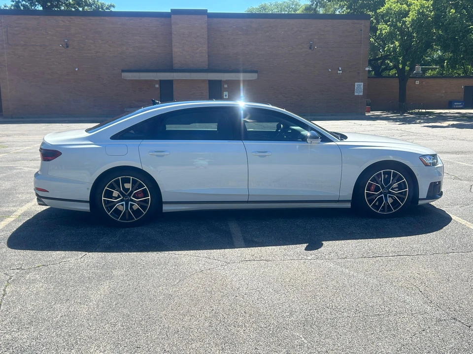 2020 Audi D5 S8 - Image 18 of 31