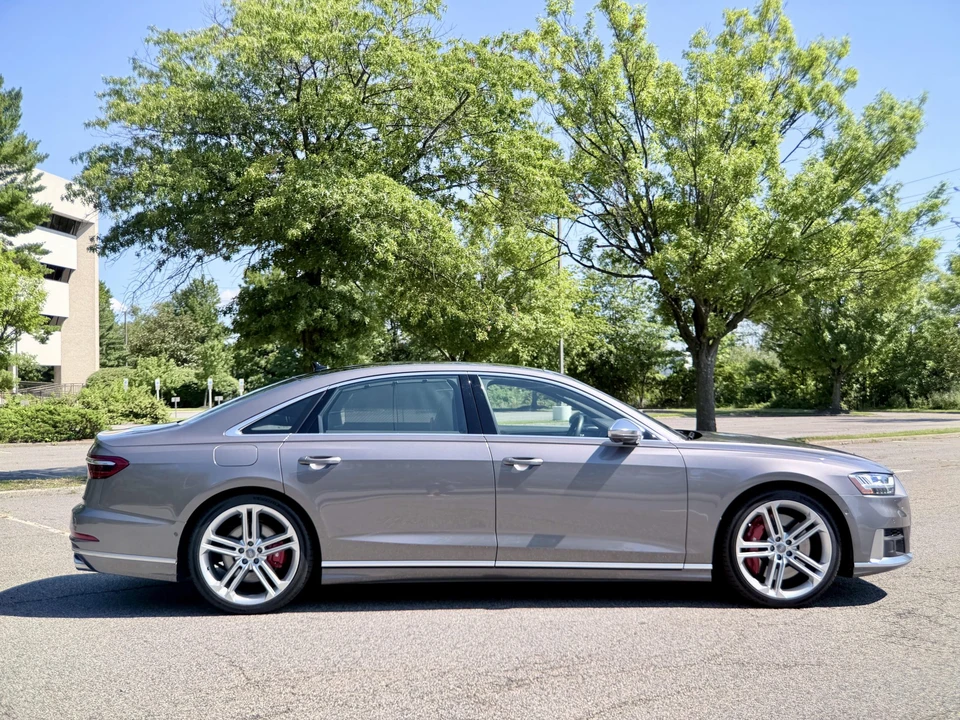 2020 Audi D5 S8 - Image 22 of 31