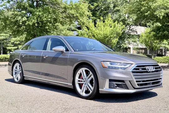 2020 Audi S8