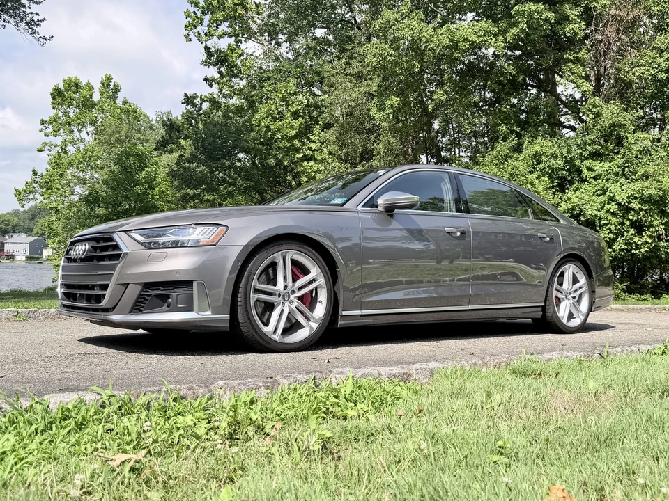 2020 Audi D5 S8 - Image 2 of 31