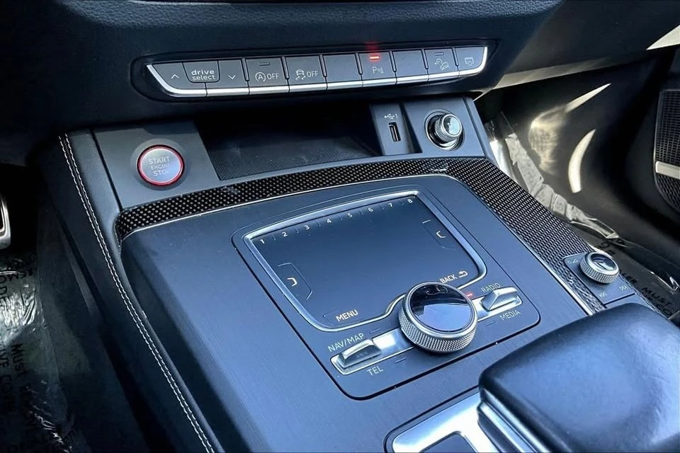 2020 Audi FY SQ5 - Image 15 of 20