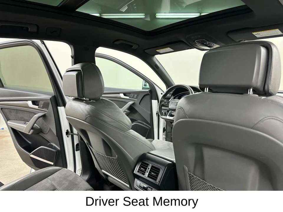 2020 Audi FY SQ5 - Image 27 of 31