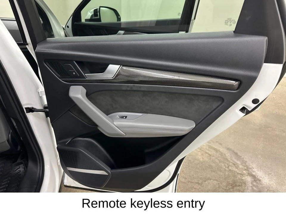 2020 Audi FY SQ5 - Image 28 of 31