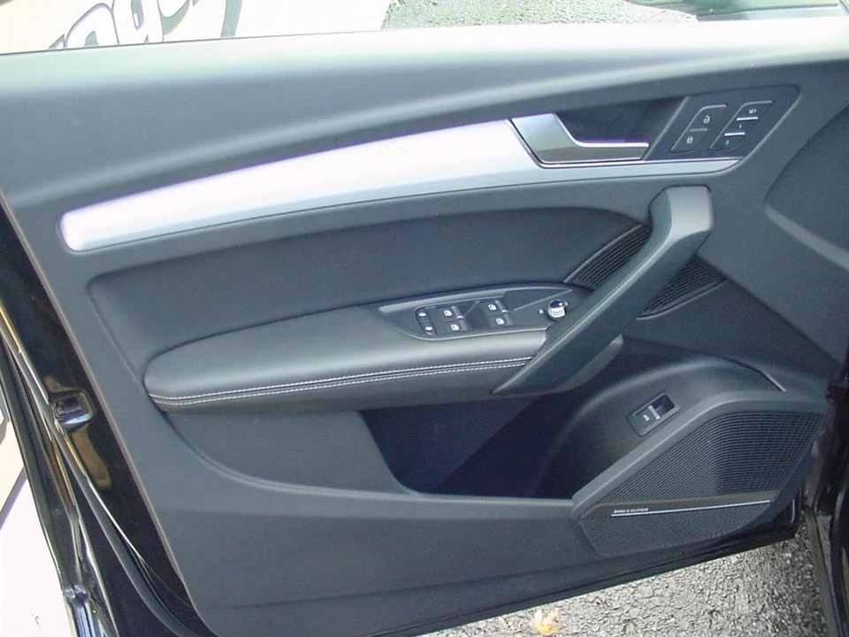 2020 Audi FY SQ5 - Image 9 of 12