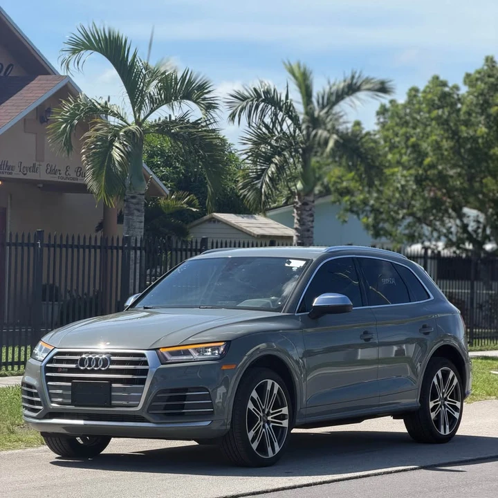 2020 Audi FY SQ5 - Image 9 of 16