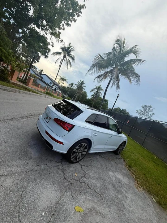 2020 Audi FY SQ5 - Image 5 of 14