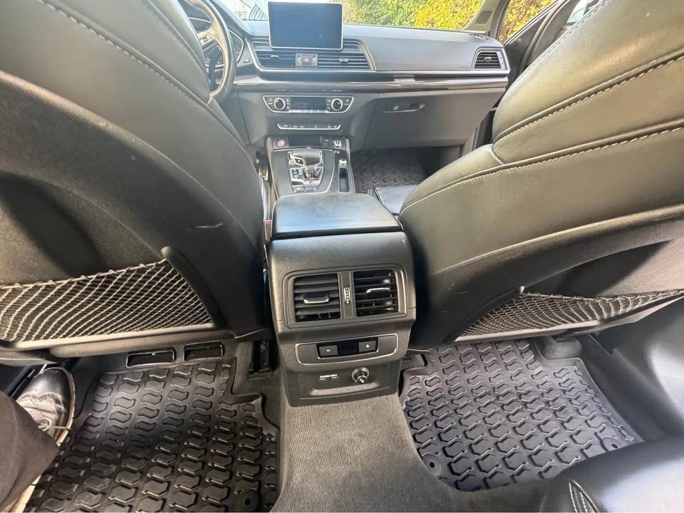 2020 Audi FY SQ5 - Image 11 of 19