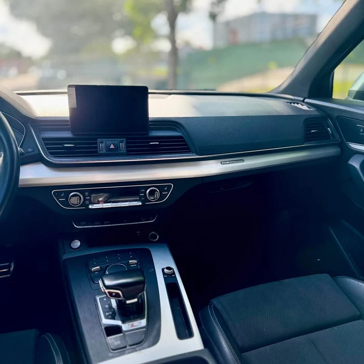 2020 Audi FY SQ5 - Image 10 of 12