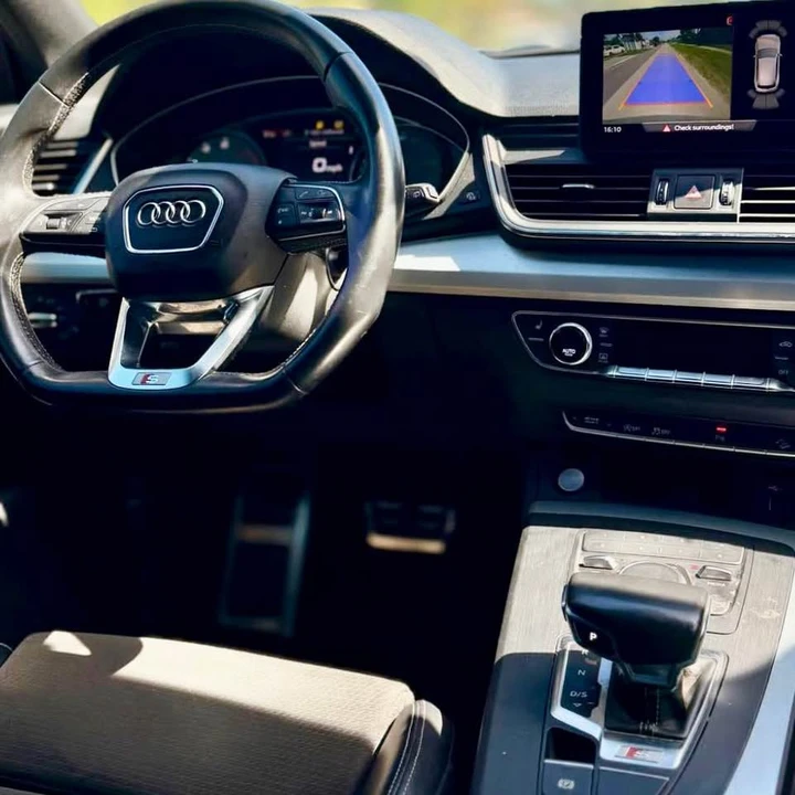 2020 Audi FY SQ5 - Image 10 of 11