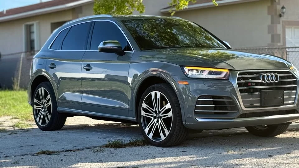 2020 Audi FY SQ5 - Image 2 of 11